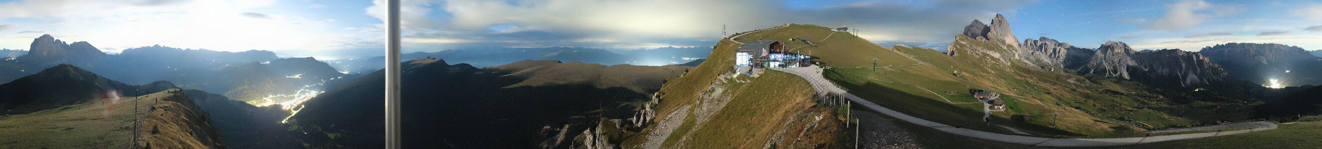 Val Gardena Seceda snow cam captured at 20 September 2026 at 11:52 pm GMT+2