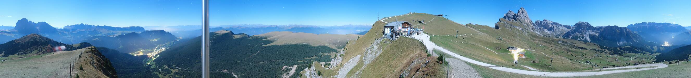 Val Gardena Seceda snow cam captured at 25 September 2026 at 11:59 pm GMT+2