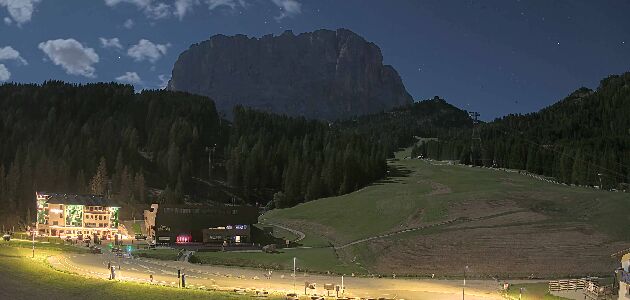 Val Gardena Plan de Gralba Val Gardena Plan de Gralba snow cam captured at 24 September 2026 at 11:58 pm GMT+2