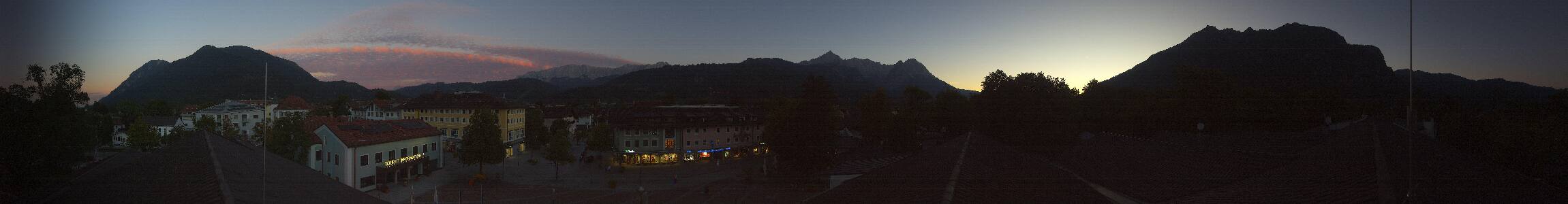 Garmisch-Partenkirchen Festsaal snow cam captured at 25 September 2026 at 7:28 pm GMT+2