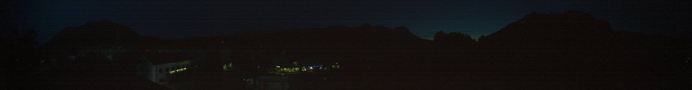 Garmisch-Partenkirchen Festsaal snow cam captured at 28 September 2026 at 7:42 pm GMT+2