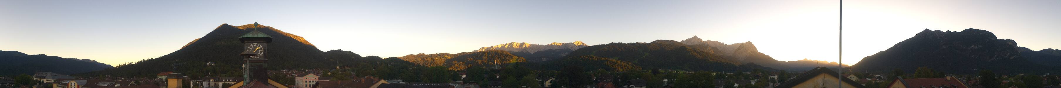 Garmisch-Partenkirchen Rathaus snow cam captured at 15 September 2026 at 7:20 pm GMT+2