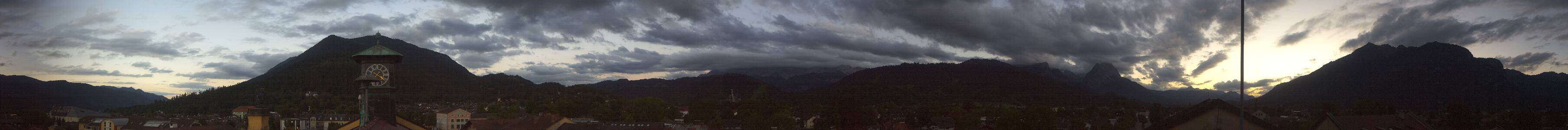Garmisch-Partenkirchen Rathaus snow cam captured at 18 September 2026 at 7:37 pm GMT+2