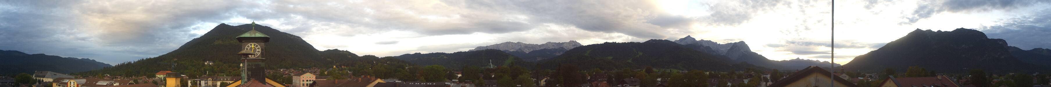 Garmisch-Partenkirchen Rathaus snow cam captured at 20 September 2026 at 7:18 pm GMT+2