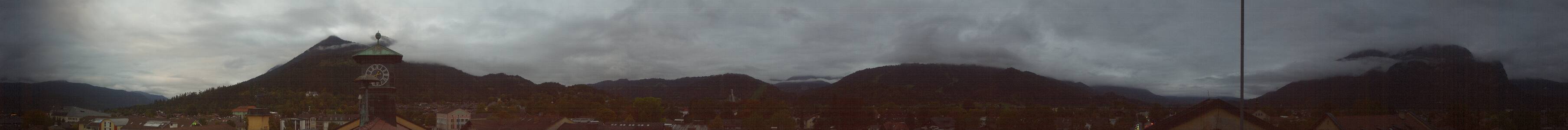 Garmisch-Partenkirchen Rathaus snow cam captured at 2 October 2026 at 7:07 pm GMT+2