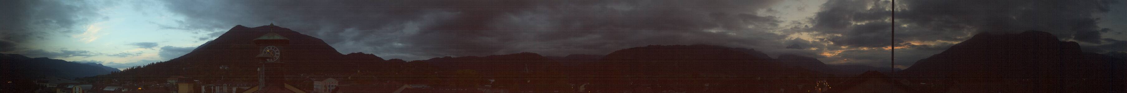 Garmisch-Partenkirchen Rathaus snow cam captured at 3 October 2026 at 7:14 pm GMT+2