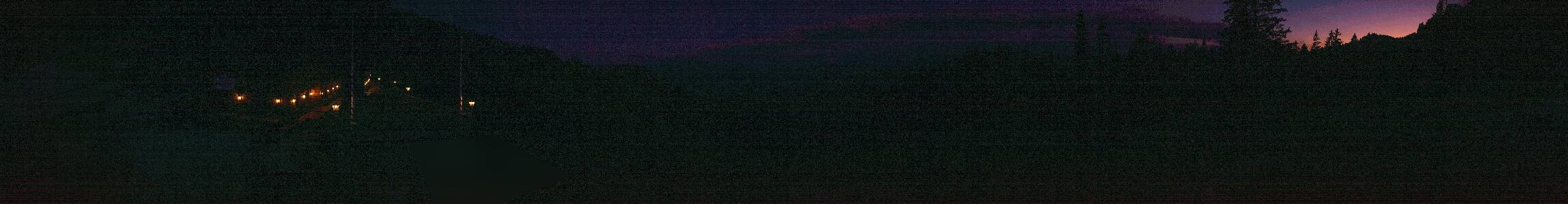 Lenggries BayernHütte am Brauneck snow cam captured at 22 September 2026 at 7:43 pm GMT+2