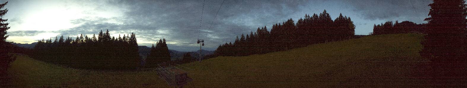 Oberstdorf Ochsenhöfle Berg snow cam captured at 20 September 2026 at 7:46 pm GMT+2