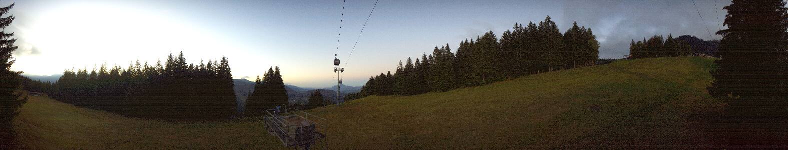 Oberstdorf Ochsenhöfle Berg snow cam captured at 5 October 2026 at 7:18 pm GMT+2