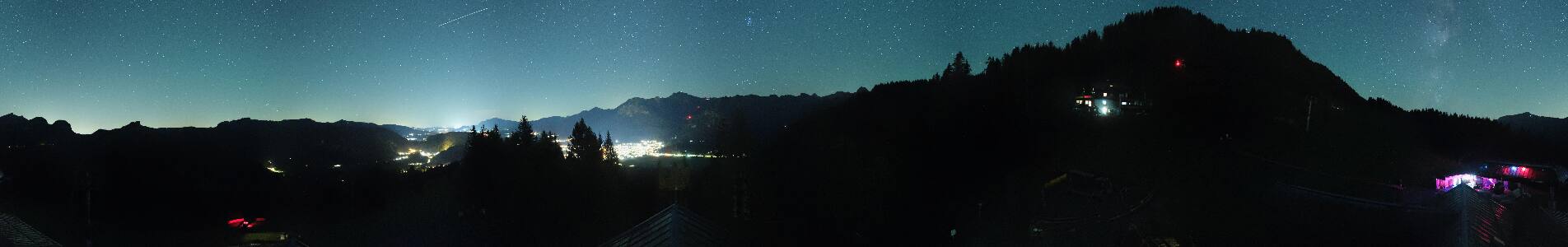 Oberstdorf Söllereck Berg snow cam captured at 14 September 2026 at 11:57 pm GMT+2