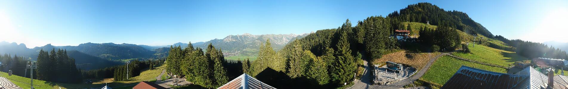 Oberstdorf Söllereck Berg snow cam captured at 15 September 2026 at 6:07 pm GMT+2