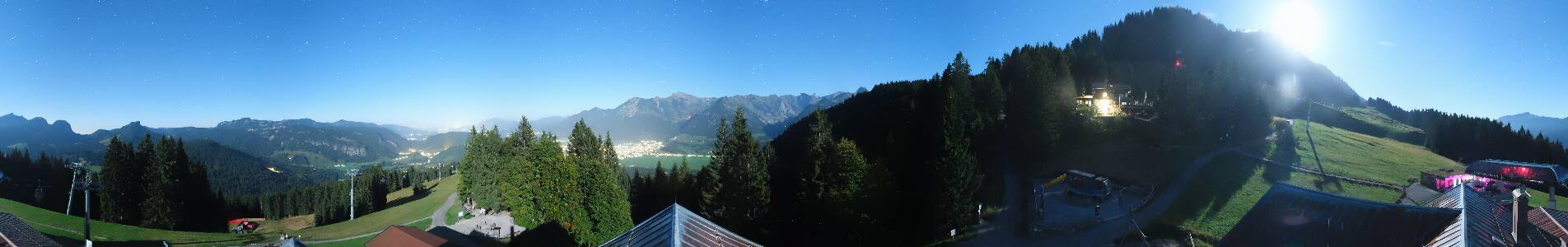Oberstdorf Söllereck Berg snow cam captured at 22 September 2026 at 11:49 pm GMT+2