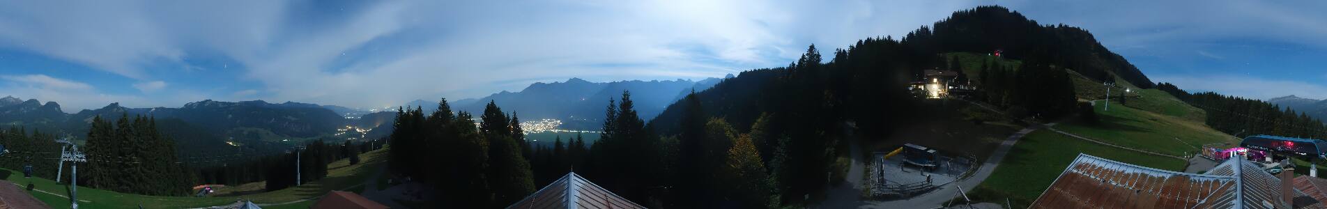 Oberstdorf Söllereck Berg snow cam captured at 29 September 2026 at 11:37 pm GMT+2