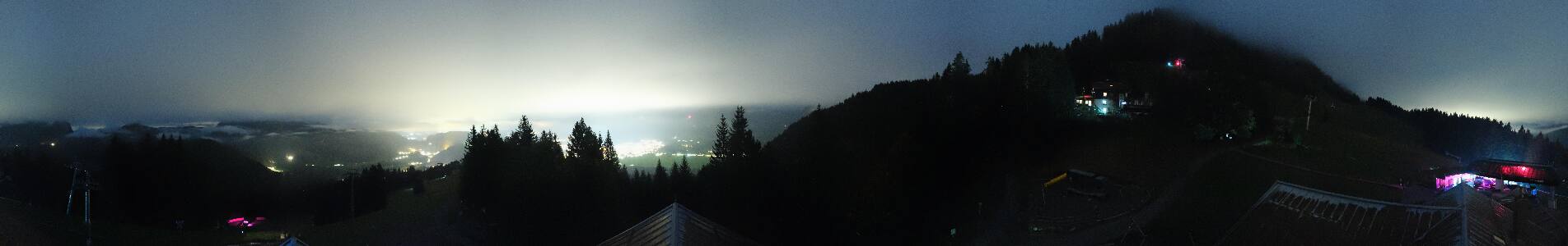 Oberstdorf Söllereck Berg snow cam captured at 2 October 2026 at 11:38 pm GMT+2