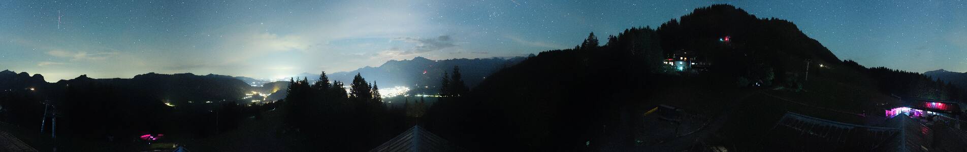 Oberstdorf Söllereck Berg snow cam captured at 3 October 2026 at 11:56 pm GMT+2