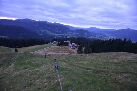 Oberstdorf Söllereck Schrattenwang snow cam captured at 17 September 2026 at 7:39 pm GMT+2