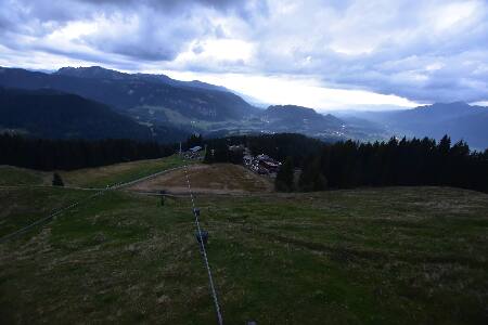 Oberstdorf Söllereck Schrattenwang snow cam captured at 24 September 2026 at 7:18 pm GMT+2