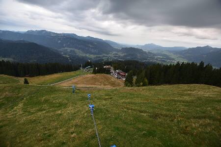 Oberstdorf Söllereck Schrattenwang snow cam captured at 1 October 2026 at 7:03 pm GMT+2