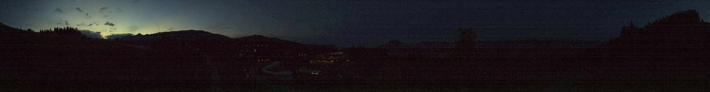 Ofterschwang Allgäuer Berghof snow cam captured at 4 October 2026 at 7:22 pm GMT+2