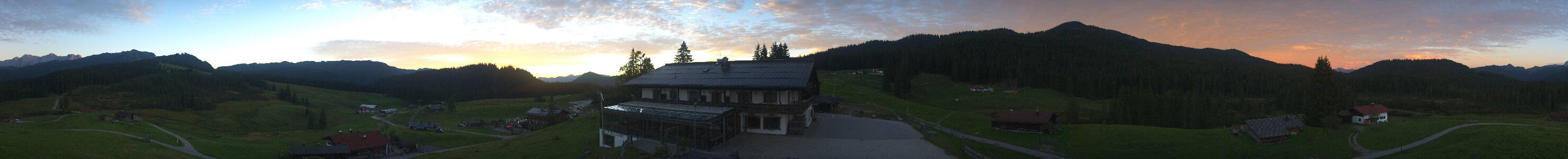 Reit im Winkl Winklmoosalm snow cam captured at 25 September 2026 at 7:09 pm GMT+2