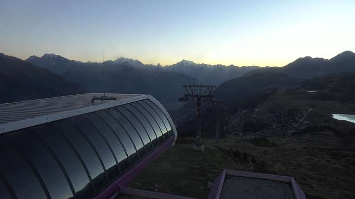 Bettmeralp (Aletsch Arena) Upper Station Wurzenbord snow cam captured at 22 September 2026 at 7:40 pm GMT+2