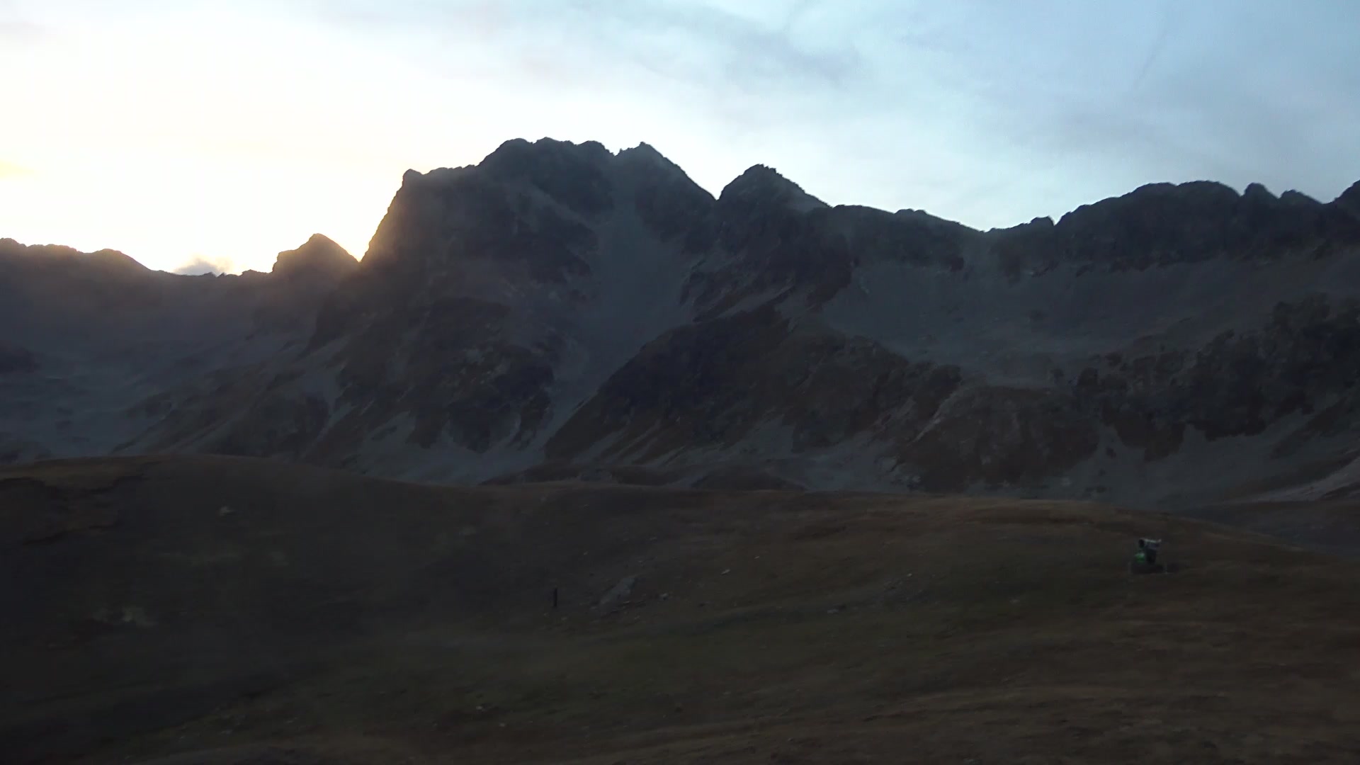 Celerina Trais Fluors Upper Station snow cam captured at 3 October 2026 at 7:14 pm GMT+2