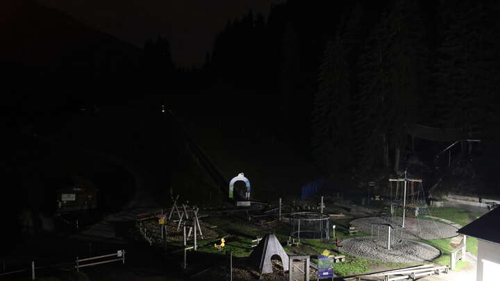 Emmetten Stockhütte-Upper Station South snow cam captured at 17 September 2026 at 11:56 pm GMT+2