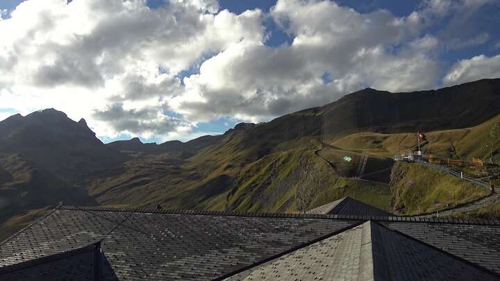 Grindelwald First snow cam captured at 15 September 2026 at 6:06 pm GMT+2