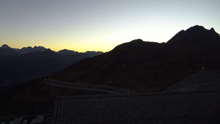 Grindelwald First snow cam captured at 26 September 2026 at 7:34 pm GMT+2