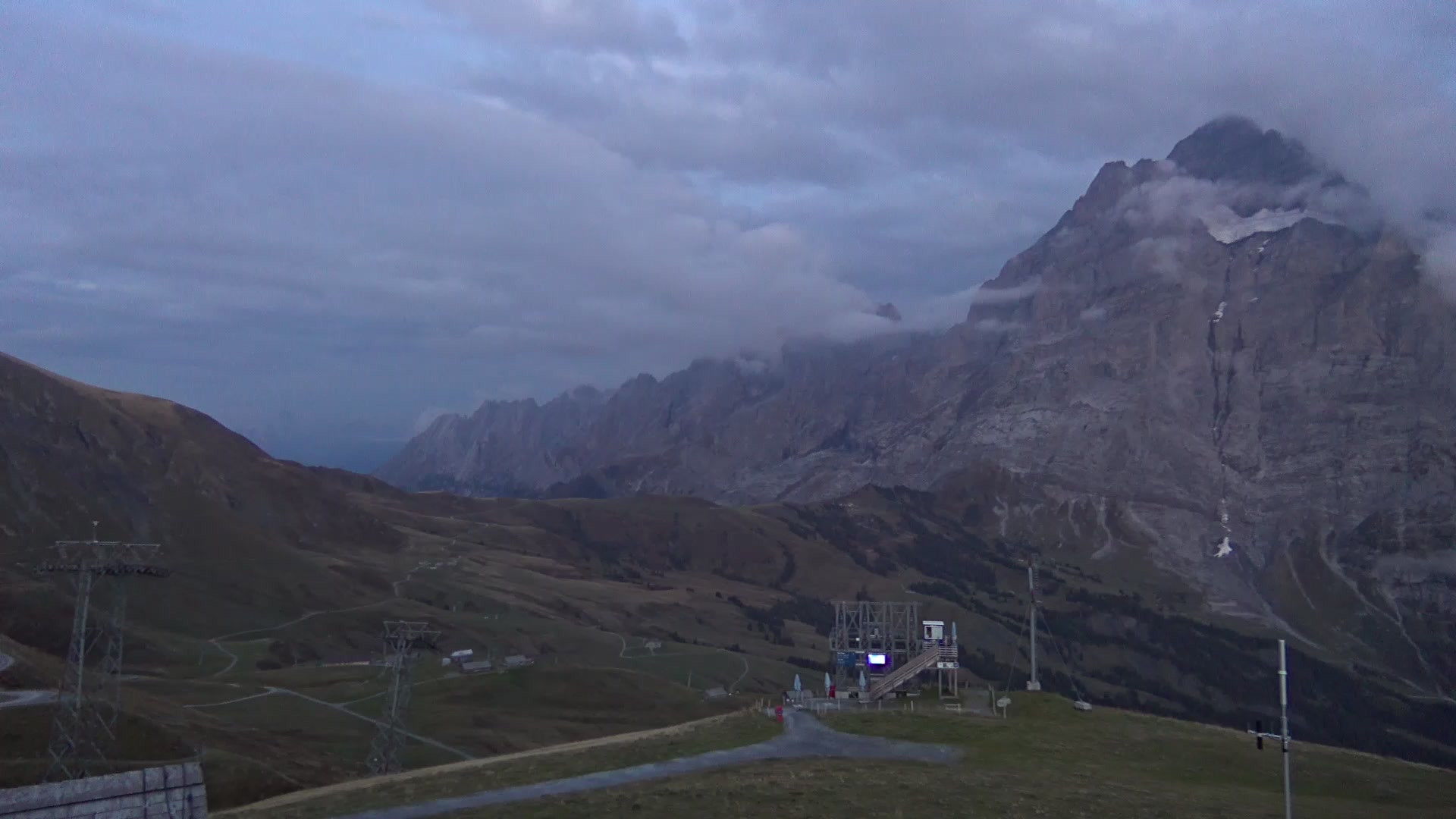 Grindelwald First snow cam captured at 3 October 2026 at 7:21 pm GMT+2
