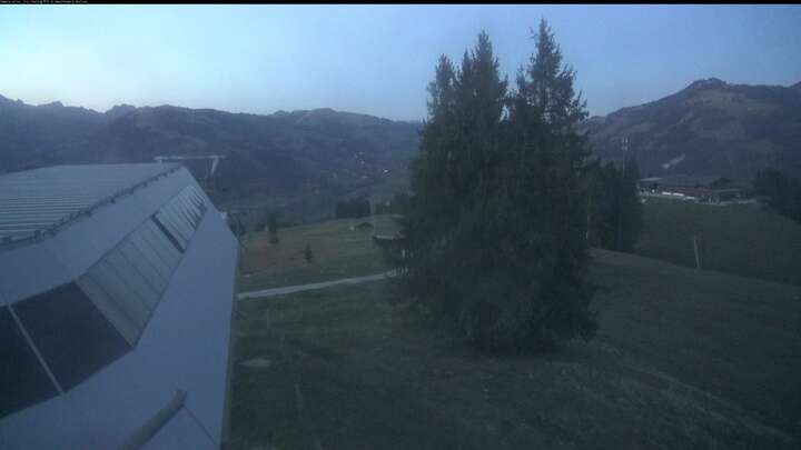 Gstaad Eggli snow cam captured at 27 September 2026 at 7:49 pm GMT+2
