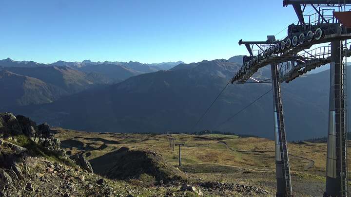 Klosters Dorf Upper Station Schaffürggli snow cam captured at 15 September 2026 at 6:40 pm GMT+2