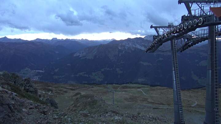 Klosters Dorf Upper Station Schaffürggli snow cam captured at 24 September 2026 at 7:19 pm GMT+2
