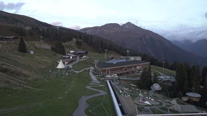 Klosters Dorf Madrisaland snow cam captured at 21 September 2026 at 7:31 pm GMT+2