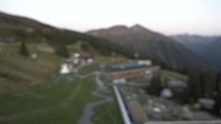 Klosters Dorf Madrisaland snow cam captured at 27 September 2026 at 7:22 pm GMT+2