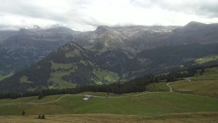 Lenk im Simmental Mülkerblatten snow cam captured at 18 September 2026 at 4:14 pm GMT+2
