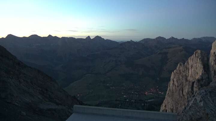 Rougemont (Gstaad) Videmanette snow cam captured at 26 September 2026 at 7:54 pm GMT+2