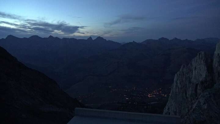 Rougemont (Gstaad) Videmanette snow cam captured at 28 September 2026 at 7:54 pm GMT+2