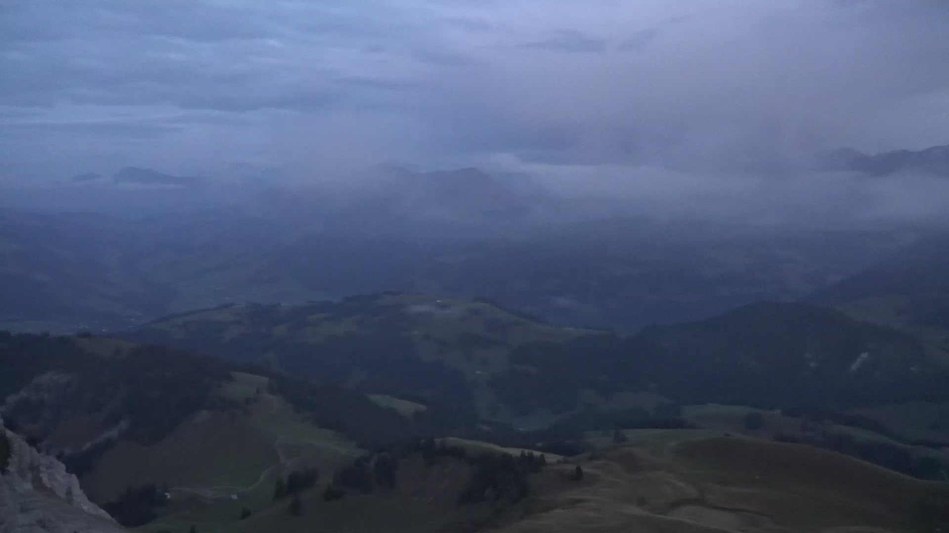 Rougemont (Gstaad) Videmanette snow cam captured at 4 October 2026 at 7:34 pm GMT+2