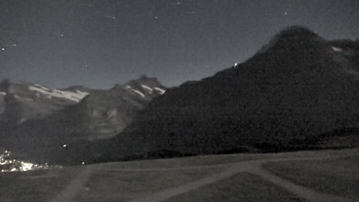 Wengen (Männlichen) Männlichen snow cam captured at 22 September 2026 at 11:55 pm GMT+2