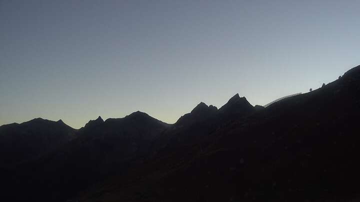 Wiler (Lauchernalp) Lauchernalp-Stafel snow cam captured at 22 September 2026 at 7:39 pm GMT+2