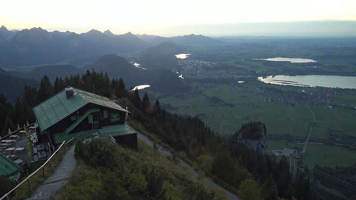 Schwangau Tegelberg snow cam captured at 28 September 2026 at 7:21 pm GMT+2