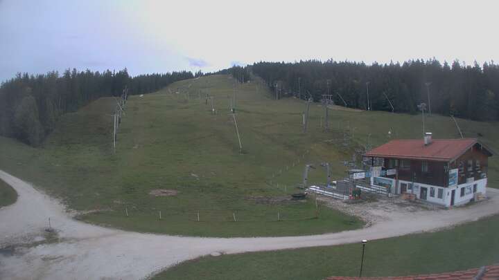 Bischofswiesen Götschen Base Station snow cam captured at 20 September 2026 at 7:35 pm GMT+2