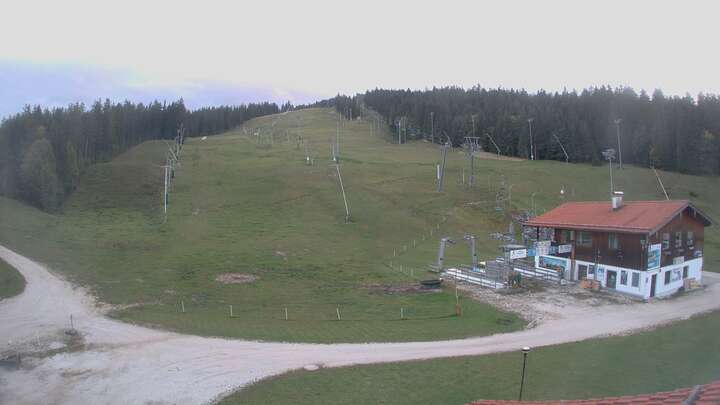 Bischofswiesen Götschen Base Station snow cam captured at 22 September 2026 at 7:08 pm GMT+2