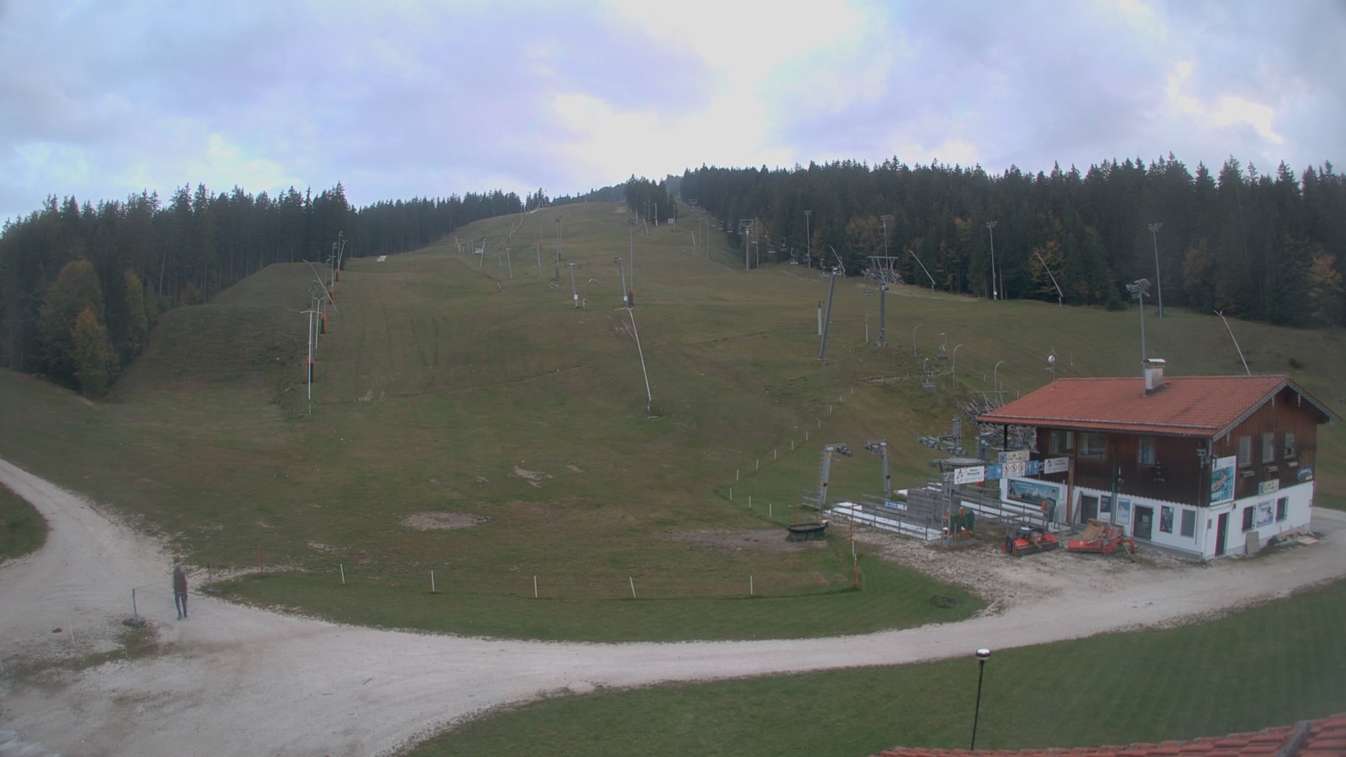 Bischofswiesen Götschen Base Station snow cam captured at 5 October 2026 at 6:50 pm GMT+2