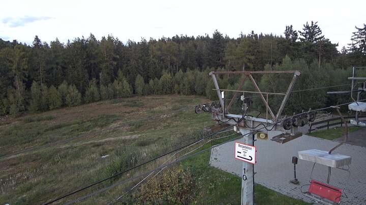 Bodenmais (Bayerischer Wald) Silberberg Upper Station snow cam captured at 17 September 2026 at 10:10 pm GMT+2