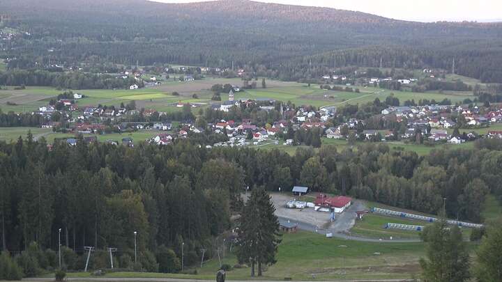 Mehlmeisel Klausenlift snow cam captured at 25 September 2026 at 7:05 pm GMT+2