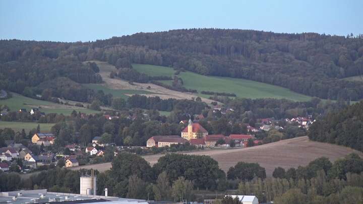 Neustadt in Sachsen Götzinger Höhe snow cam captured at 23 September 2026 at 7:26 pm GMT+2