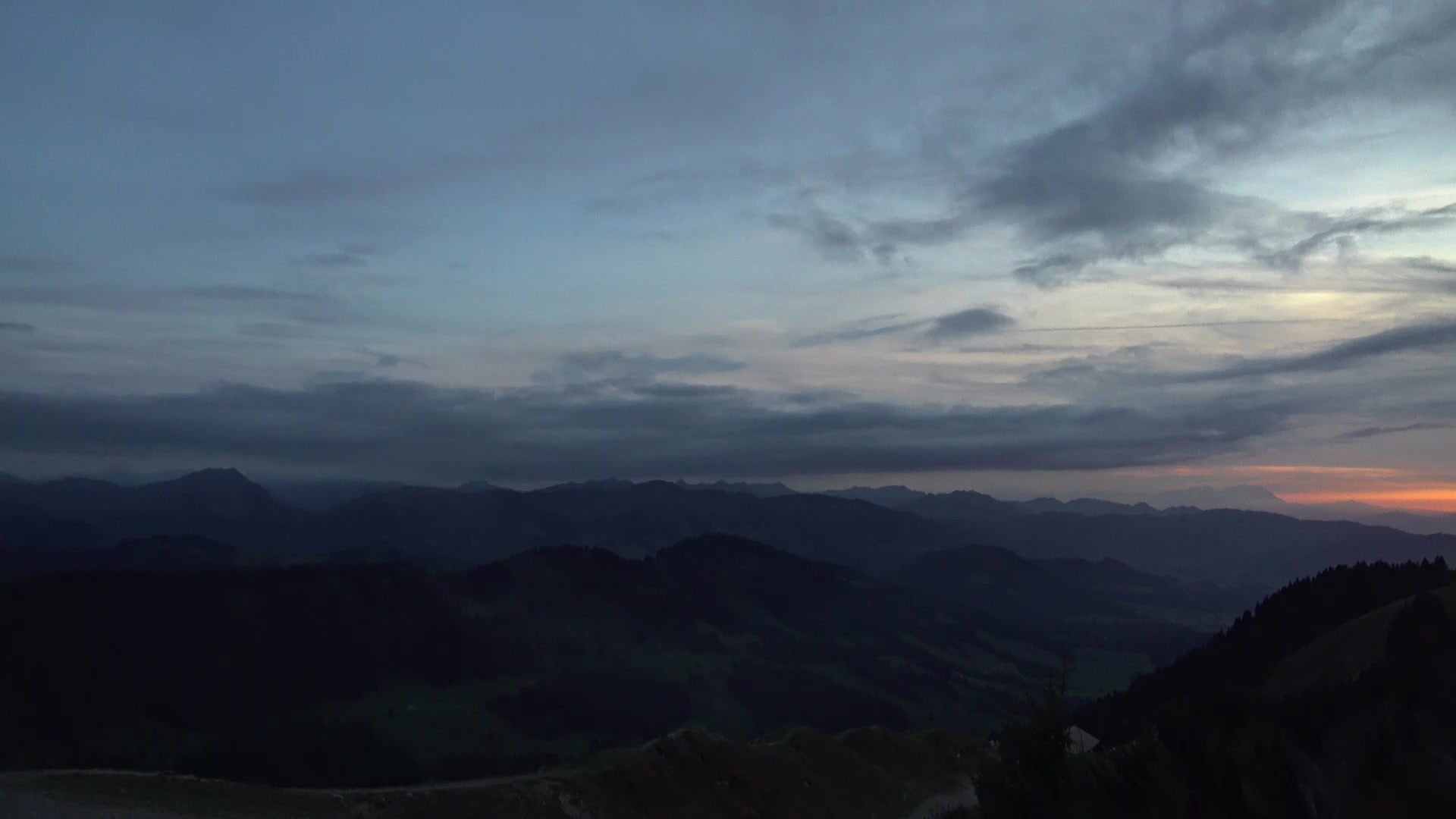 Oberstaufen Hochgratbahn Upper Station snow cam captured at 3 October 2026 at 6:55 pm GMT+2