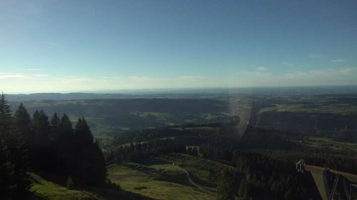 Oberstaufen Fluhexpress Berg snow cam captured at 15 September 2026 at 6:09 pm GMT+2